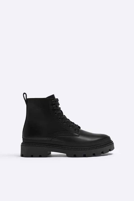 ZARA ORIGIONAL CHELSIA AND LACEUP BOOTS 12