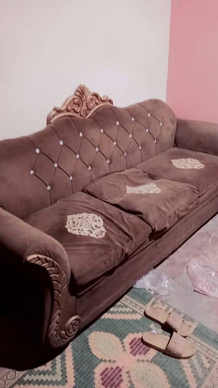 Sale urgently sofa set with 3 tables 0