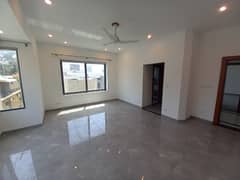 Beautiful Lush Upper Portion For Rent