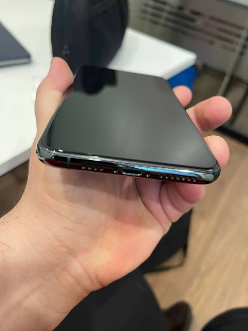 iPhone 11 Pro Max 256gb 10