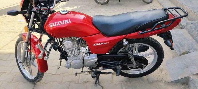 Suzuki 110 ( 2017 ) 3