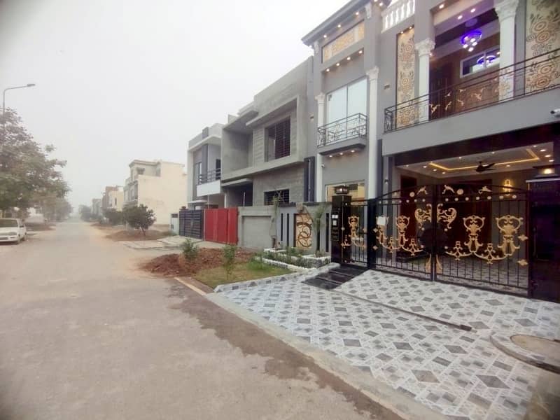 Ideal House Is Available For Sale In Lahore 3