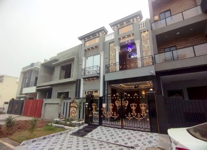 Ideal House Is Available For Sale In Lahore 4