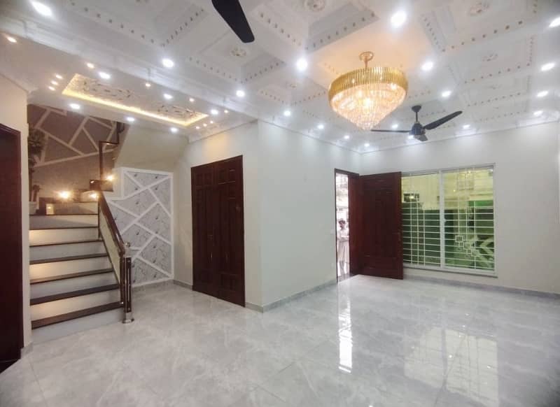 Ideal House Is Available For Sale In Lahore 8