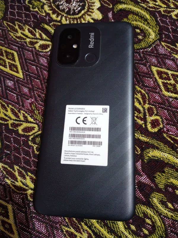 Xiaomi Redmi 12C 4/128 with box and charger lash condition 5