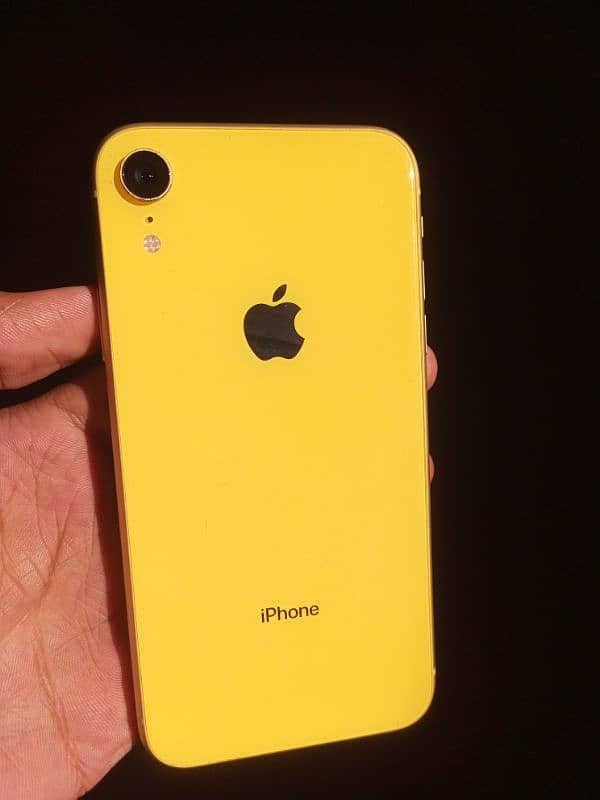 Iphone XR urgent sale 64 gb 0