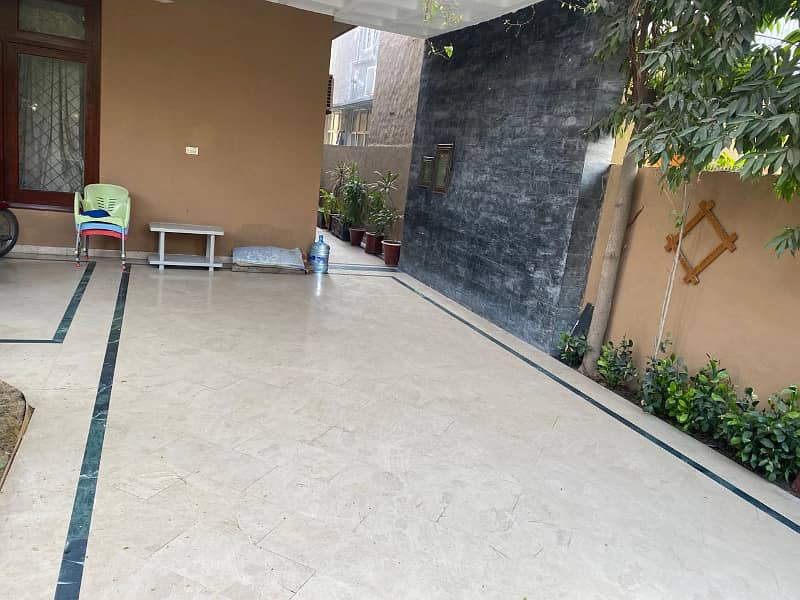 1 KANAL PERFECT LOCATION HOUSE AVAILABLE FOR SALE IN NESPAK HOUSING SOCIETY - PHASE 1 - BLOCK D1 7