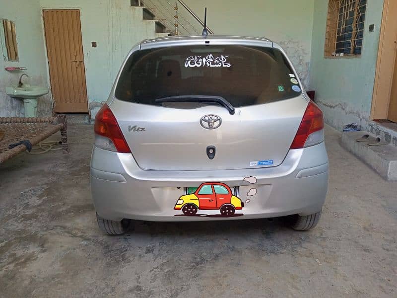 Toyota vitz 2008 1