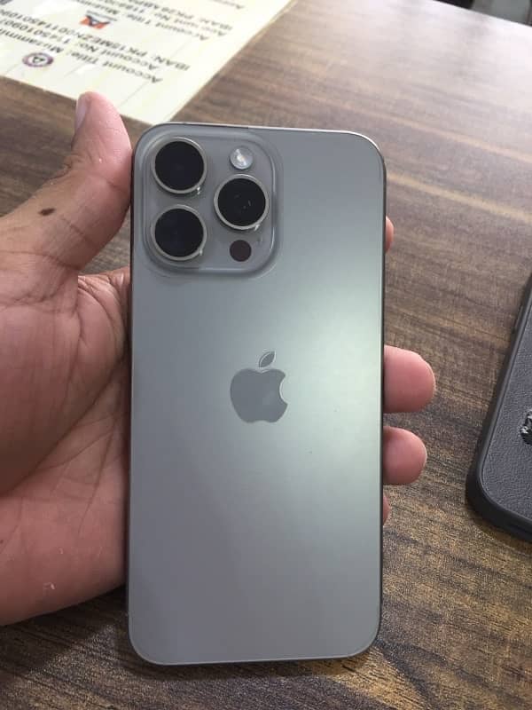 iphone 15 Pro max Natural Titanium 256 Gb Non Pta with orignal box 0