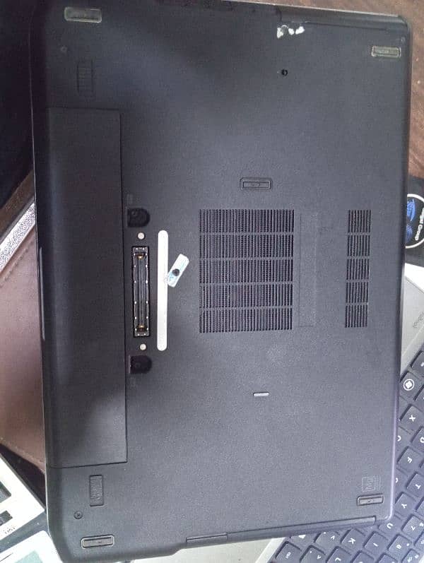 Dell laptop I. 5 2