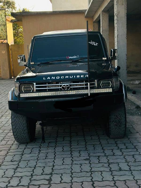 Toyota Land Cruiser 1992 4