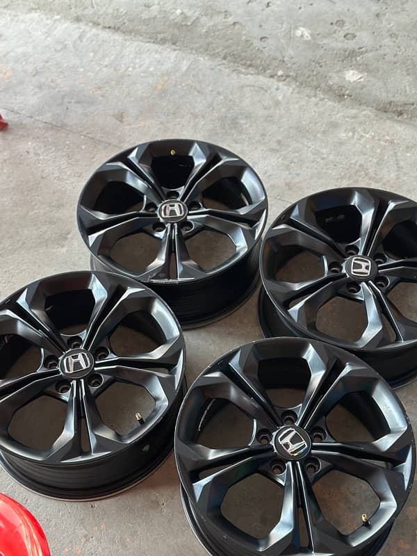 Civic Rs Turbo 2022 original Rims available for sale 1