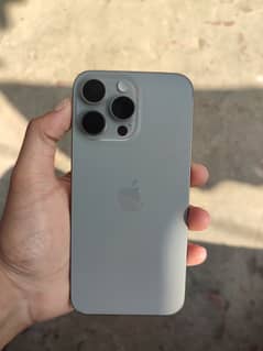 IPhone 15 Pro Max natural Titanium (256gb JV)