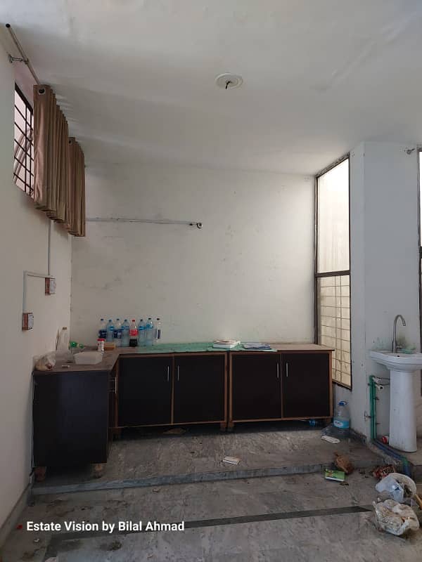 4 Marla 1st floor office available for rent in susan road link street Madina Town 4