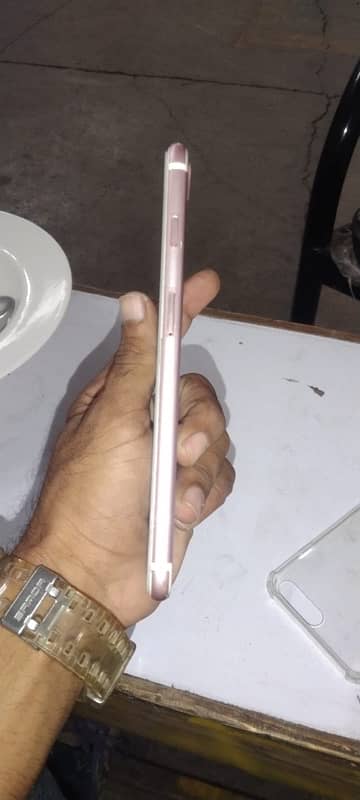 all ok he pta Approve 256 gb Rose gold colour 2