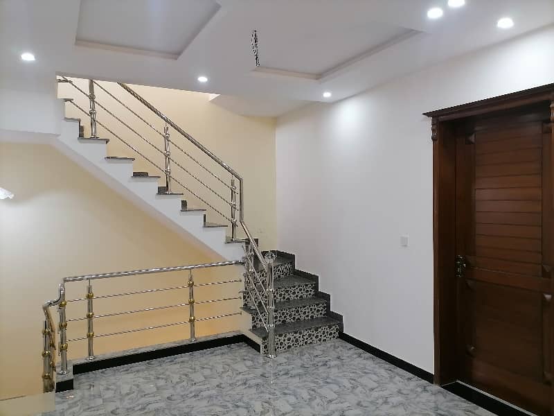 To sale You Can Find Spacious House In Formanites Housing Scheme - Block N 1