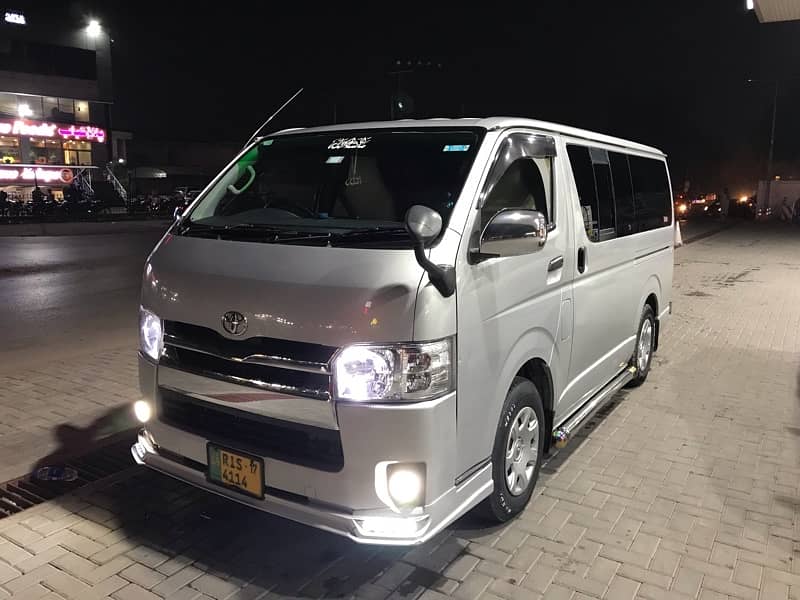 Toyota Hiace 2012 7