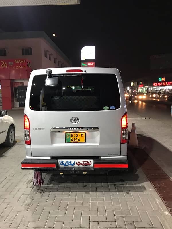 Toyota Hiace 2012 9