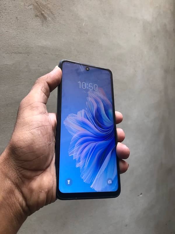 tecno camon 19 neo with boxx 1