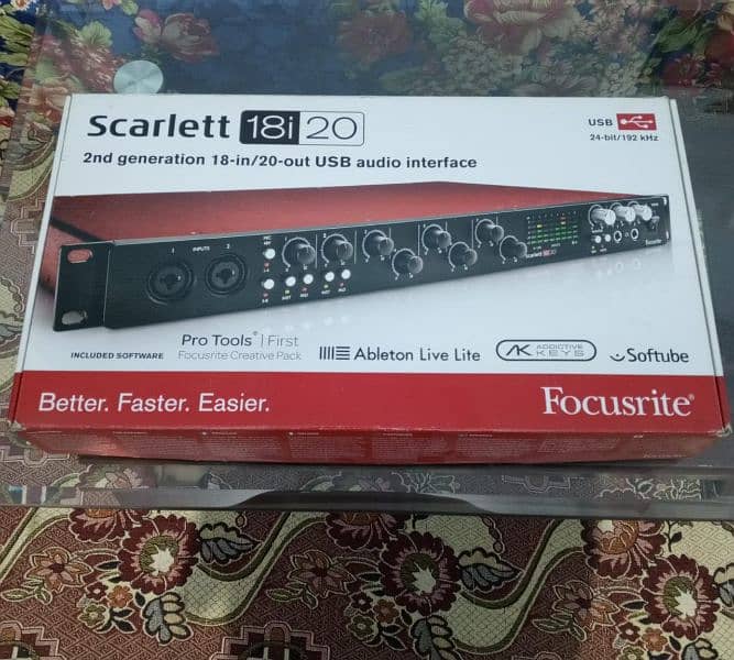 Focusrite Scarlett 18i20 USB 2.0 Audio Interface (2nd Generation) 0