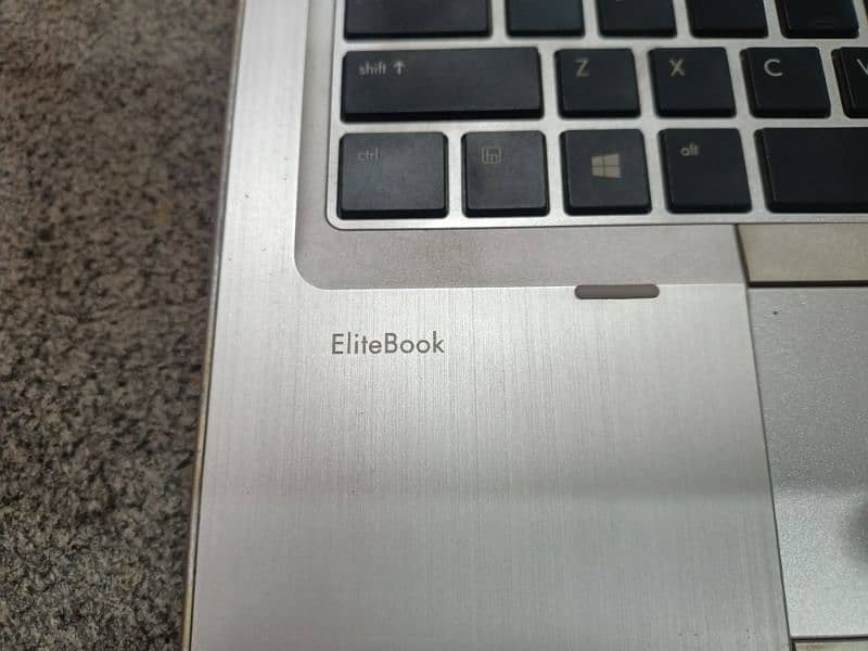 HP EliteBook folio 9470m core i7 3rd generation 8GB Ram 256GB SSD 6