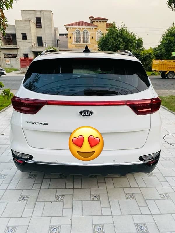 KIA Sportage 2022 1