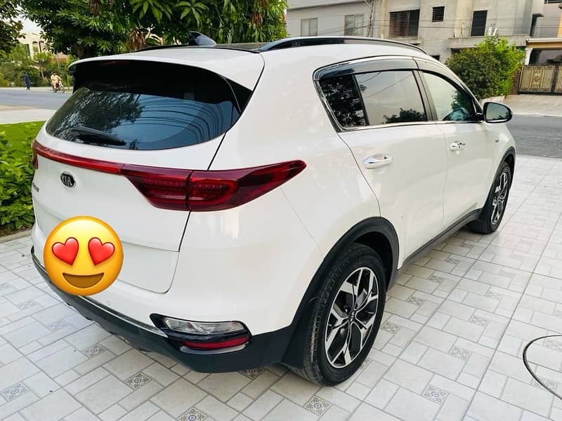 KIA Sportage 2022 4