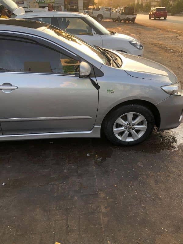 Toyota Corolla Altis 2013 6