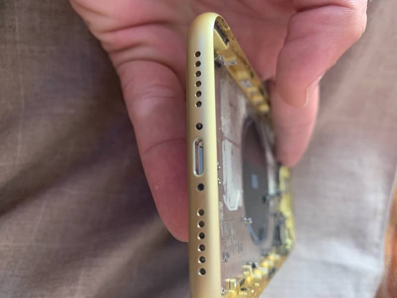 iPhone XR orginal body 0