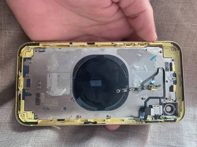 iPhone XR orginal body 2