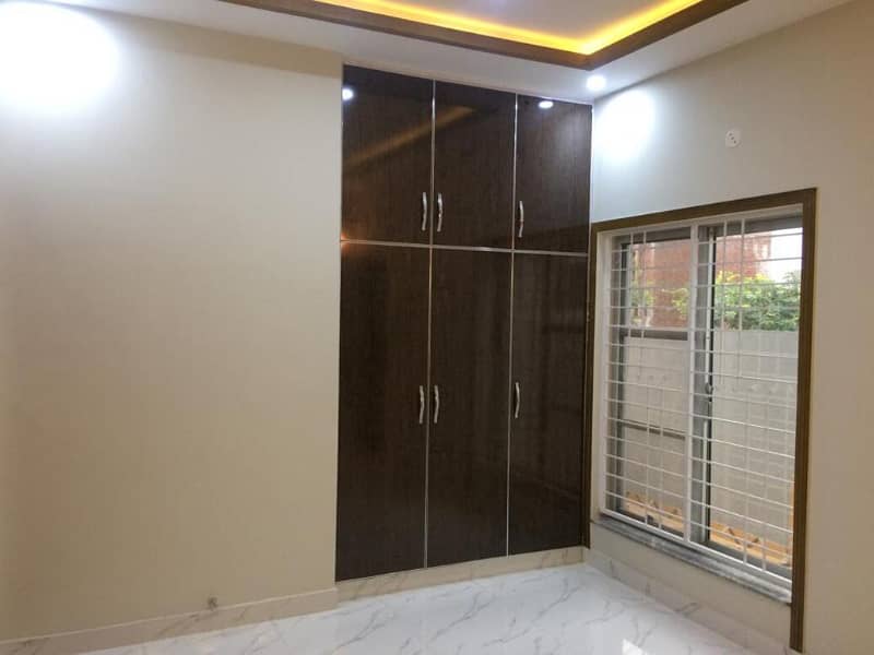 5 Marla House Available For Rent in Jinnah Block Bahria Town Lahore 9