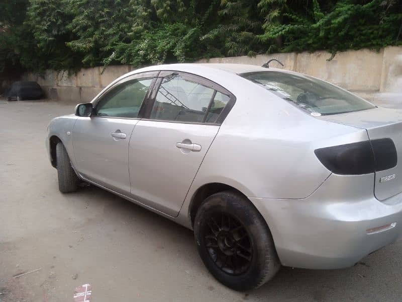 Mazda Axela 2007 4