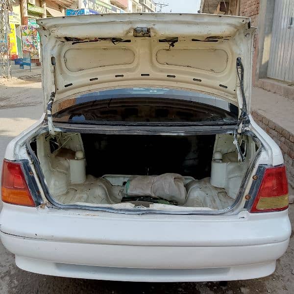 Margala Suzuki for sell kagaz muqamal hn Lahore number h 13