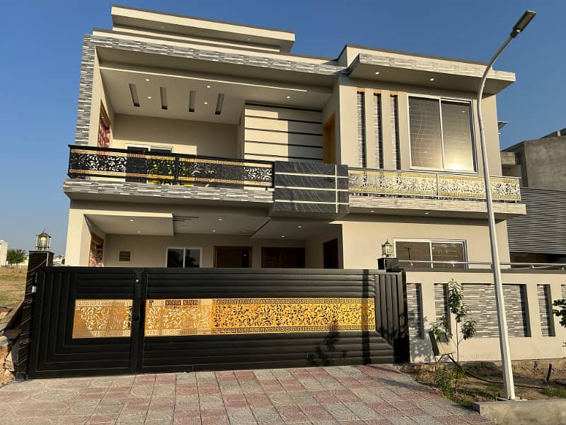 10 Marla Brand New Luxury Beautiful Designer House For Sale In Gulberg Greens Islamabad 19