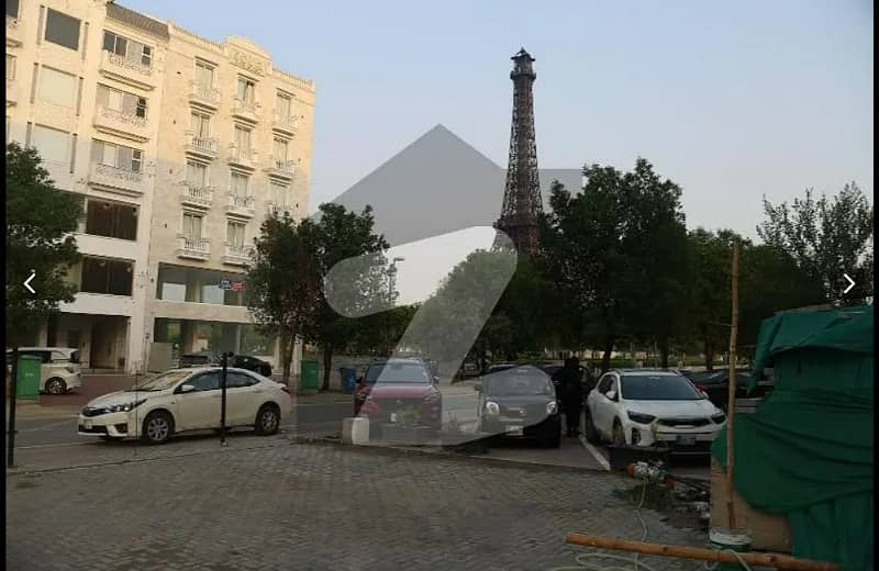 648 Square Feet Apartment Available For Sale in Facing Eiffel Tower in Bahria Town Lahore 25