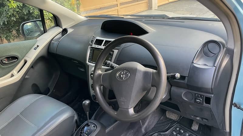 Toyota Vitz 2005 5