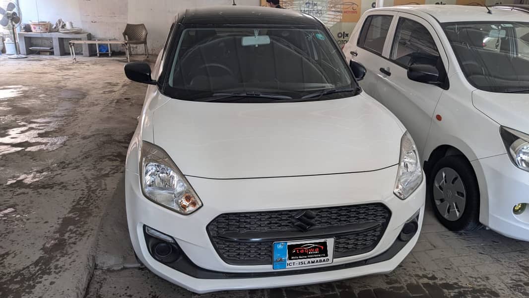 Suzuki Swift 2022 GL CVT 0