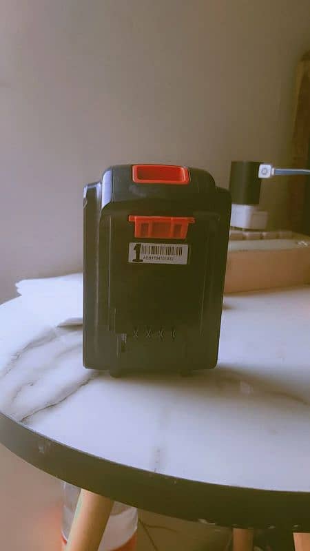 Black +Decker     T     15500 price 4