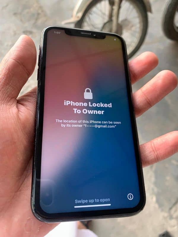 iphone xr 64gb non pta waterpack icloud locked 1