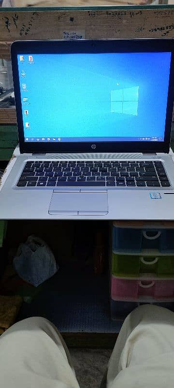 I'm selling my laptop Hp 2