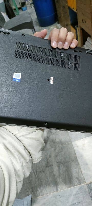 I'm selling my laptop Hp 8