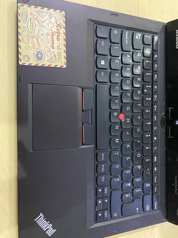 Lenono Thinkpad Twist 360 Touch and type 4