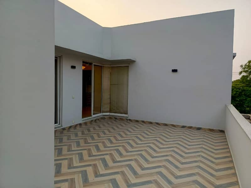 10 MARLA BRAND NEW HOUSE Fully Furnished For rent in DHA phase 3 (GOOD Location) 6