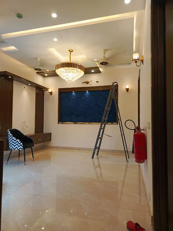 10 MARLA BRAND NEW HOUSE Fully Furnished For rent in DHA phase 3 (GOOD Location) 8