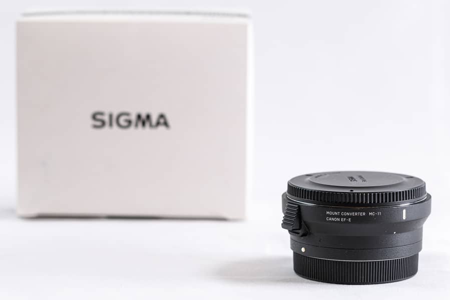 Sigma MC11 Adapter For Canon Lens On Sony E Mount Body 1