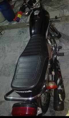 Honda one two five totall janioun condition lush