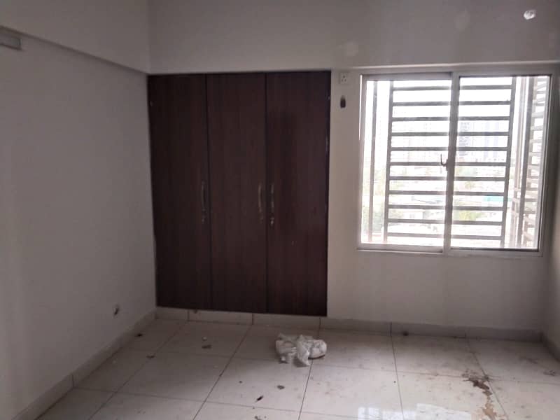 4 Bed Room Just Like Brand New Apartment For Rent 8