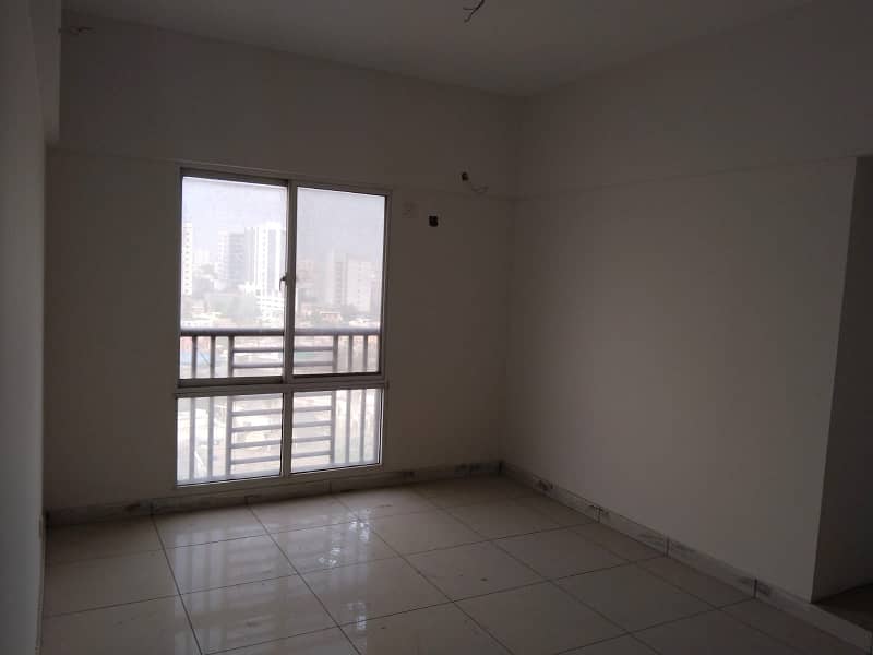 3 Bed Room Just Like Brand New Aprtment For Rent 9