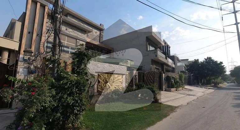 House In Punjab Small Industries Colony, For A Reasonable Price Of Rs. 21300000/- 1