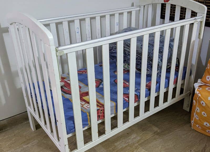 Baby cot bed 0